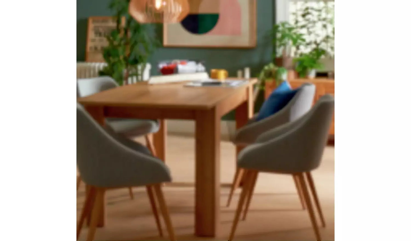 Miami Extending 4 - 6 Seater Table - Oak Effect